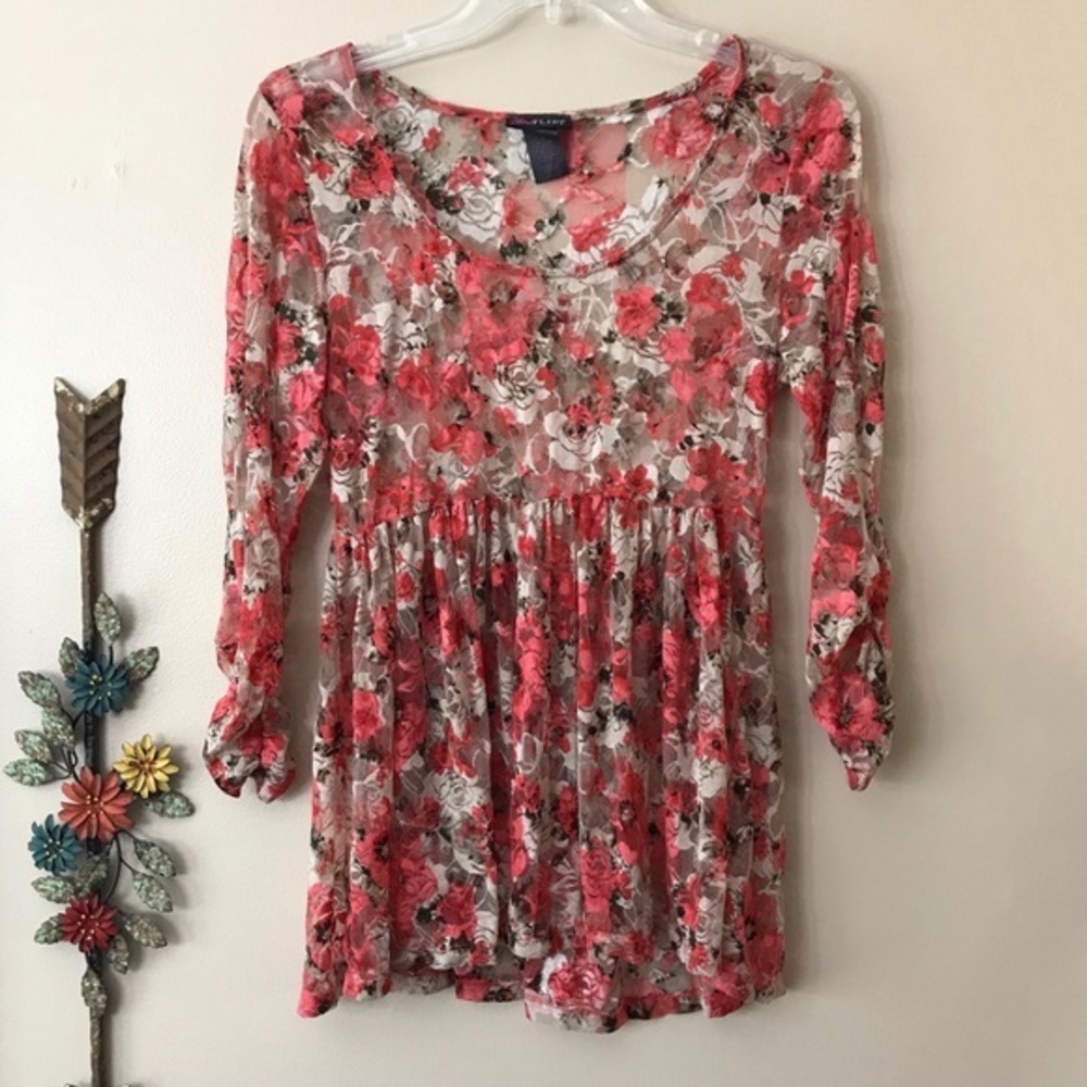 UltraFlirt Red Floral 3/4 Sleeve Lace Blouse Sz L